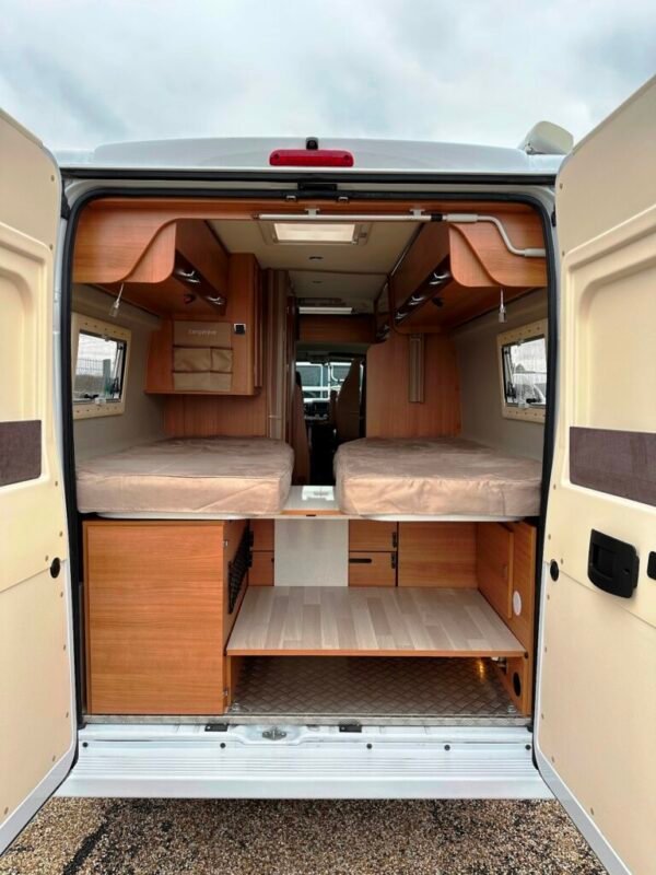 Camping-car CAMPEREVE MAGELLAN 746 LIMITED – Image 5