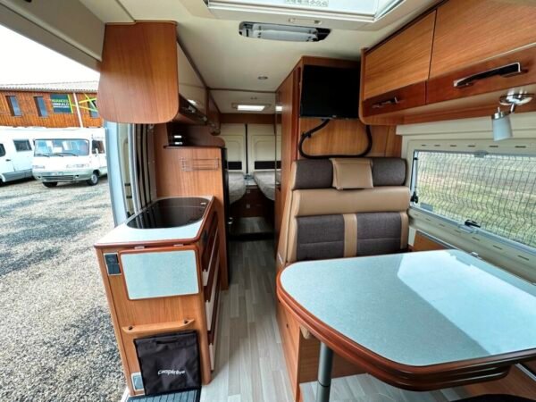 Camping-car CAMPEREVE MAGELLAN 746 LIMITED – Image 9