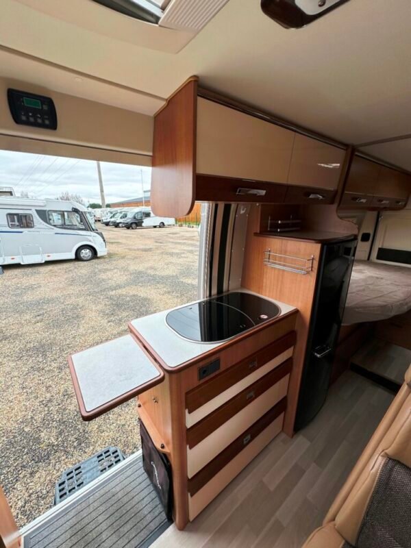 Camping-car CAMPEREVE MAGELLAN 746 LIMITED – Image 10