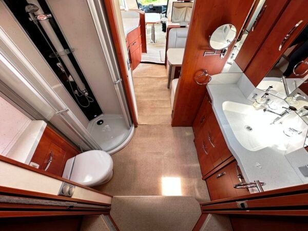 Camping-car PHOENIX LINER 11600 BM STYLX ELEGANCE – Image 9