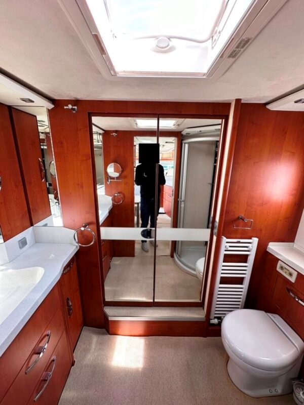 Camping-car PHOENIX LINER 11600 BM STYLX ELEGANCE – Image 12