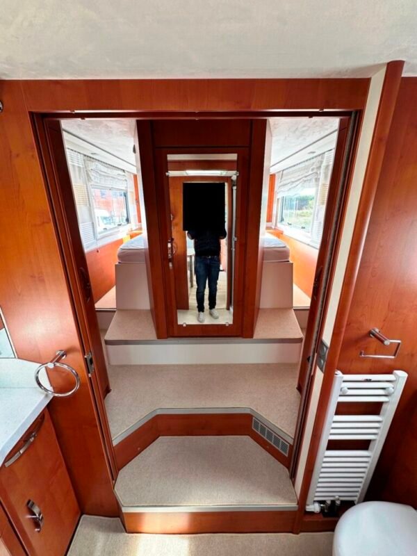 Camping-car PHOENIX LINER 11600 BM STYLX ELEGANCE – Image 13