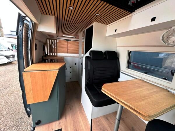 Camping-car GUS VAN DESIGNERS – Image 12