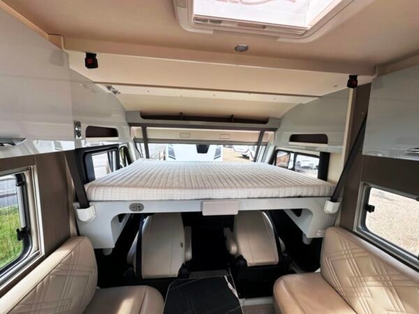 Camping-car BURSTNER ELEGANCE I 910 – Image 9