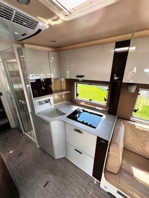 Camping-car BURSTNER ELEGANCE I 910 – Image 12
