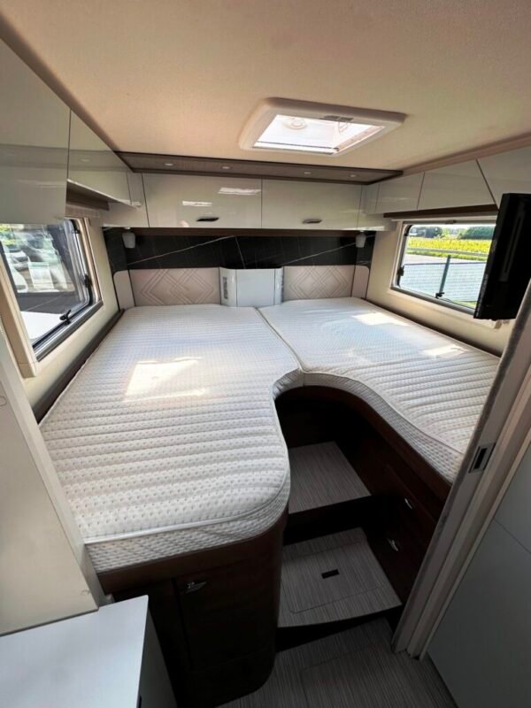 Camping-car BURSTNER ELEGANCE I 910 – Image 19
