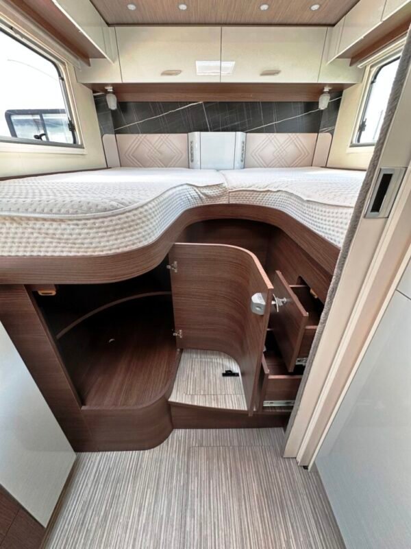 Camping-car BURSTNER ELEGANCE I 910 – Image 22