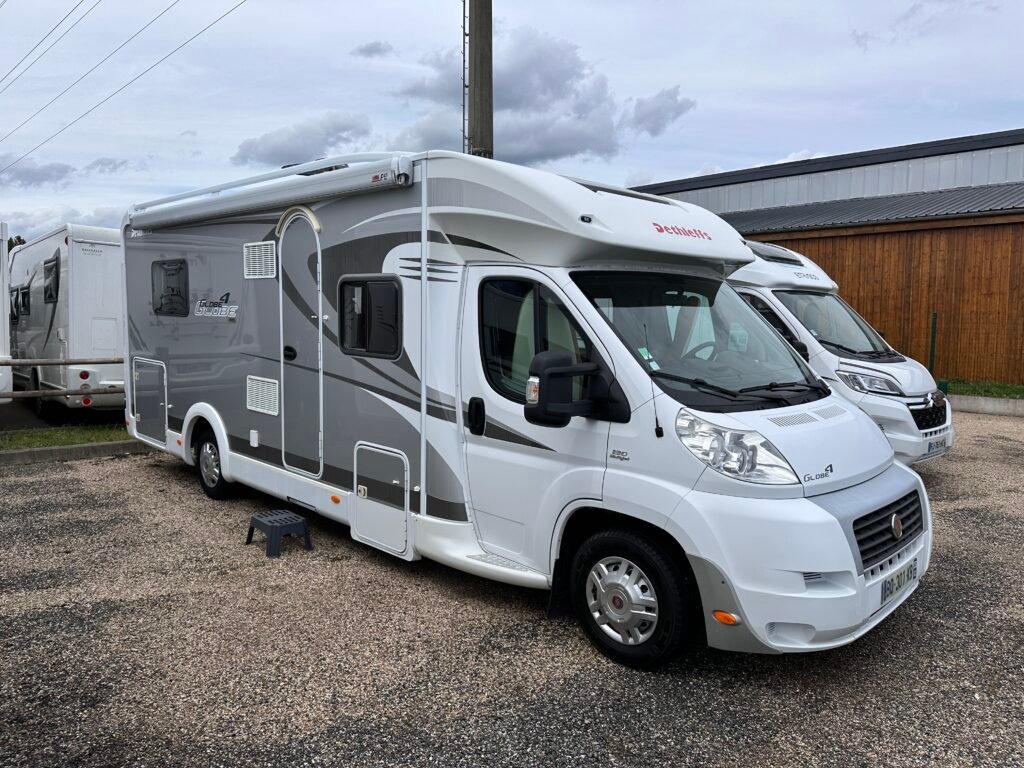 Camping-car DETHLEFFS T 7151 GLOBE 4 LUXUS