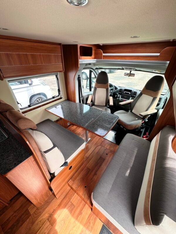 Camping-car DETHLEFFS T 7151 GLOBE 4 LUXUS – Image 9
