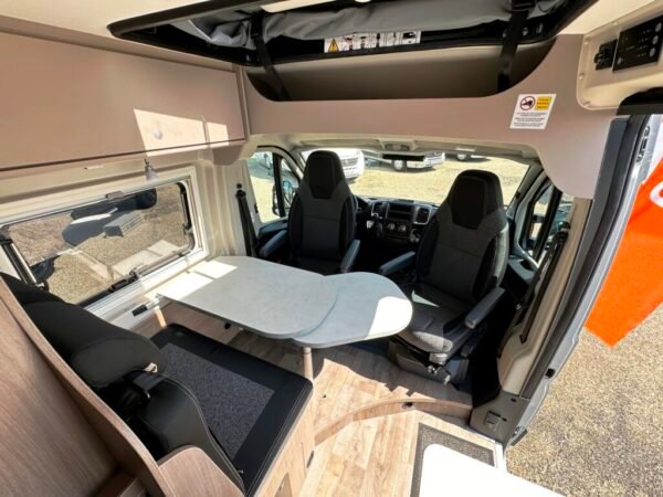 Camping-car Carado CV 640 Pro BVA – Image 8