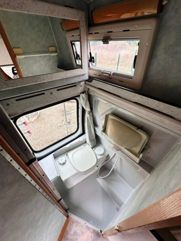 Camping-car FONT VENDOME BEL HORIZON – Image 14
