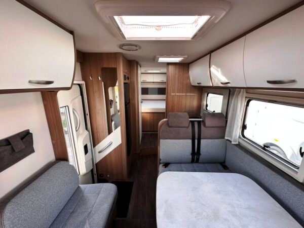 Camping-car ADRIA COMPACT SCS PLUS – Image 8