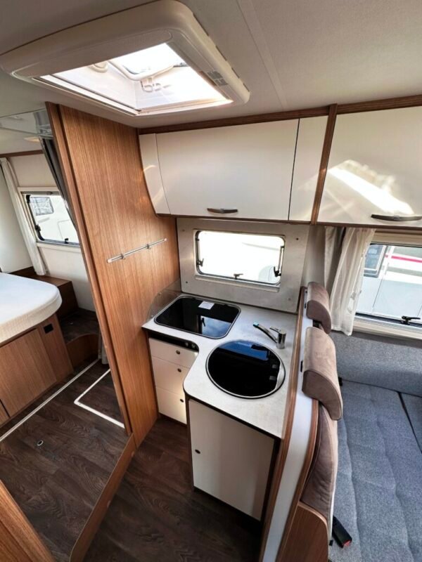 Camping-car ADRIA COMPACT SCS PLUS – Image 9