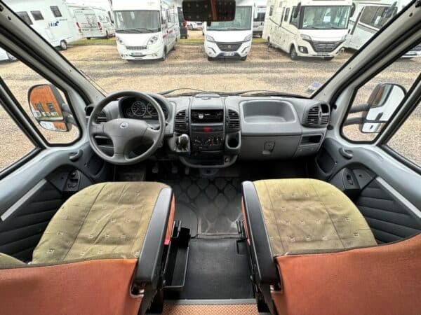 Camping-car DETHELFFS ADVANTAGE T 6501 – Image 7